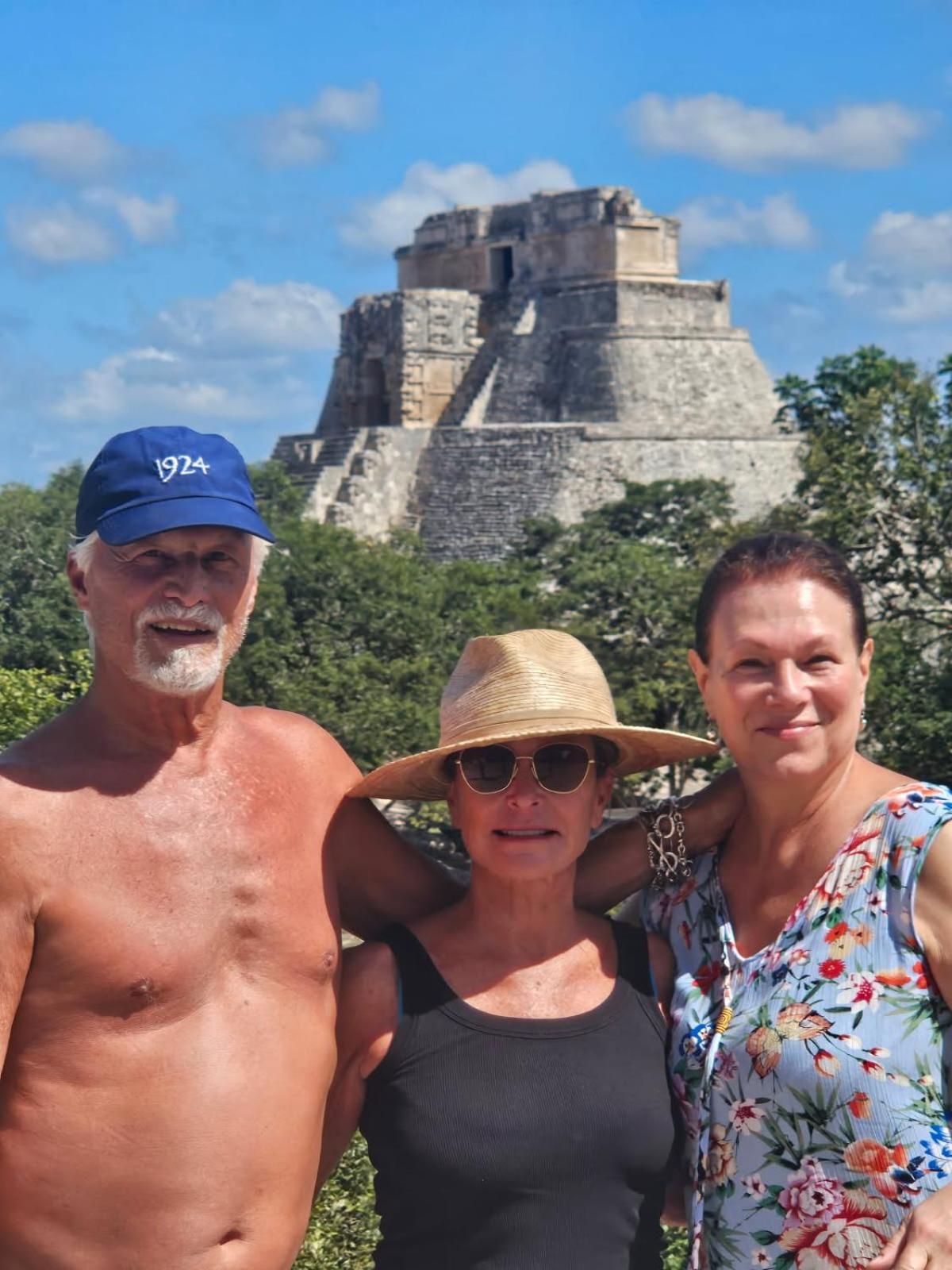 The Pickled Onion B&B And Restaurant Uxmal Santa Elena Exterior photo